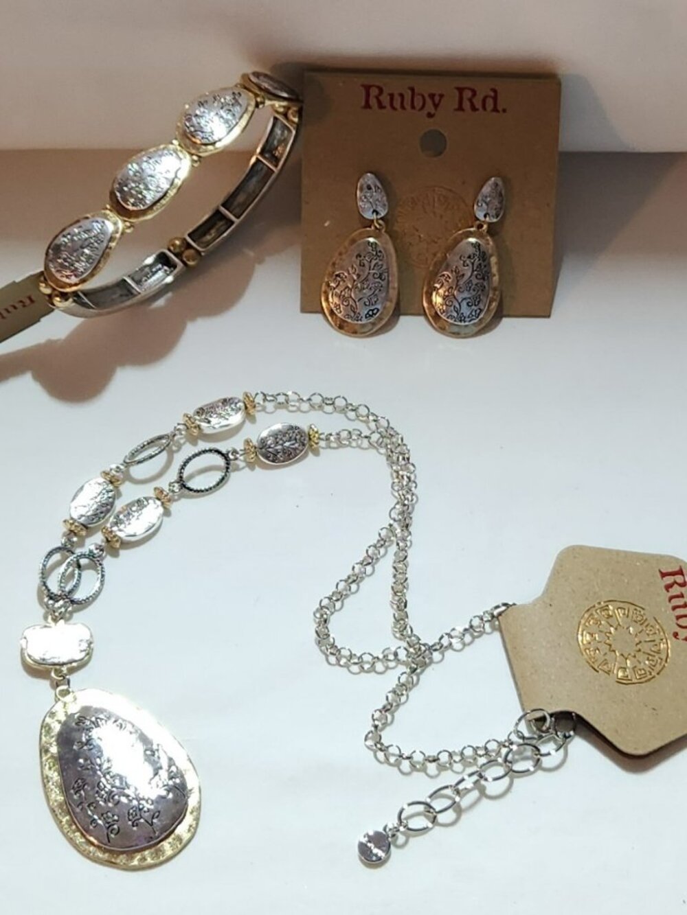 Ruby Rd. jewelry set necklace bracelet earrings NWT silver and gold tone etched